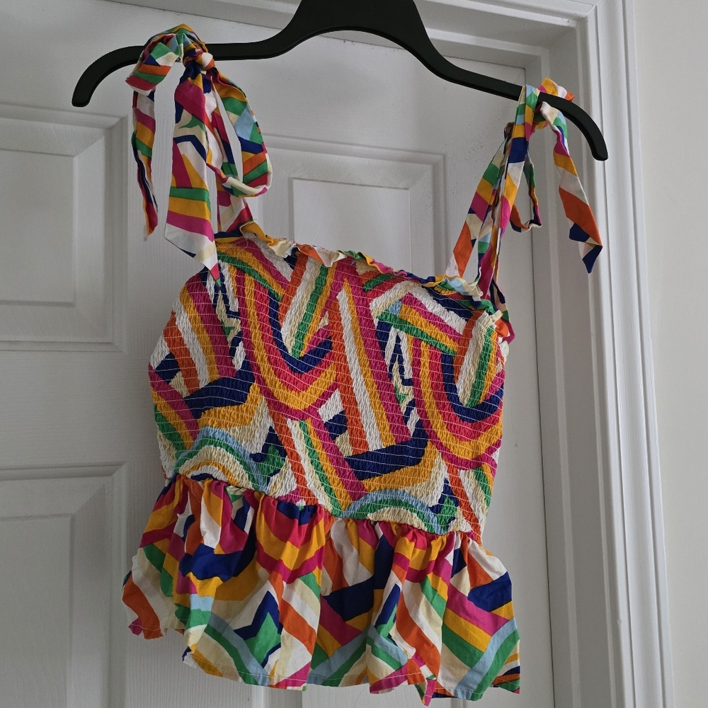 Flying Tomato Ruffled Top